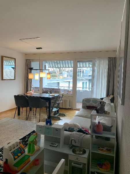 Wohnzimmer (Einrichtung von den Vormieter:Innen)