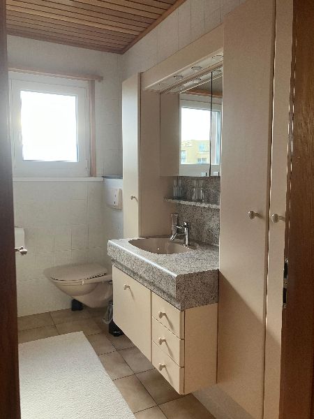 Salle de bain partagée (avec baignoire / douche)