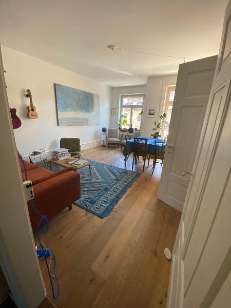 15.5.2025 until mid-Sept (from 15.05 or any time, min 1m) 1200 zurich-stadt