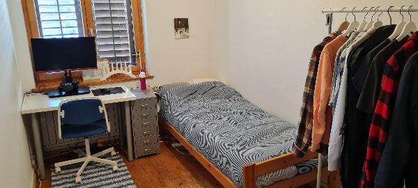 Das Zimmer / The room